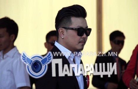 Жүжигчин М.Баярбат эрх чөлөөтэй