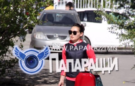 Худалдагч,захирал,жүжигчин Ундармаа