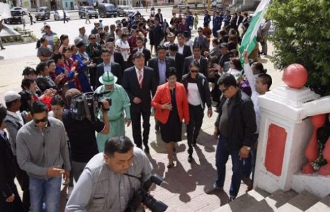 Налайхын иргэд Н.Удвалд 100 хувь саналаа өгнө гэв