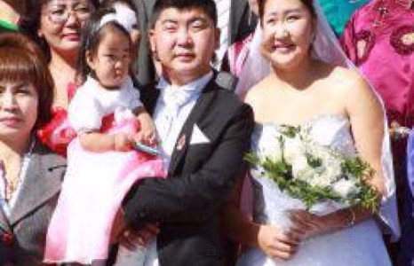 Эхнэрээ Нансалмаатай зүйрлэсэн “банш” Батаагийн дурлал