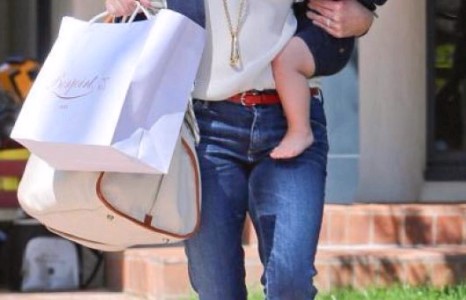 Шаргал үст Риз Витерспун