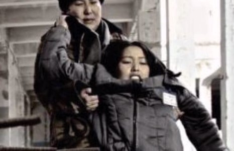 Б.Навчаад гомдсон “Өргөө”-гийн удирдлагууд “Лардьма”-г театраасаа “хөөжээ”