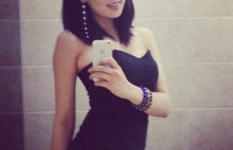 Загвар өмсөгч Д. Солонго