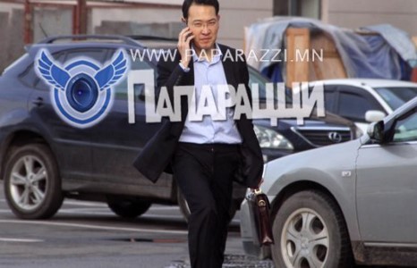 Аавийгаа “аав”-ынд байх хойгуур аав болох гэж буй Э.Батшугар