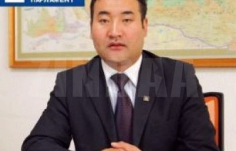 Ц.Мөнхбаатар: 100 орчим хүүхдийн цэцэрлэг барих мөнгөөр 3 хоног баяр наадмаа тэмдэглээд өнгөрөх нь буруу