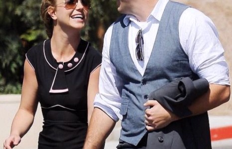 Бритнигийн болзоо