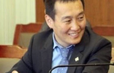 Сайд Х.Тэмүүжин бөхчүүддээ амжилт хүсэв