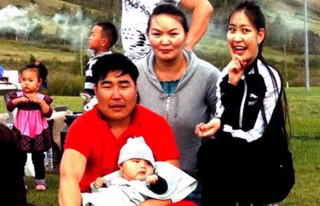 “Мөрөөдлийн театр”-ын Шагайгийн 2- дахь хүү анх удаа