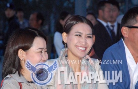 Хөтлөгч Одгэрэлийн эгэл агшин