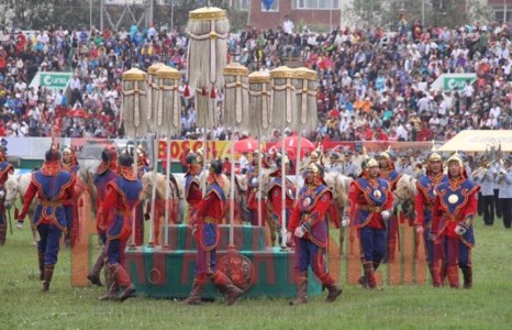 Сайхан наадаарай