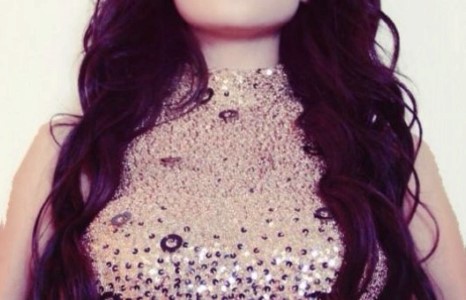 Дуучин Ану удган болжээ