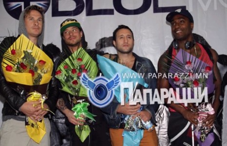 Монголд тавтай морил, ”Blue”