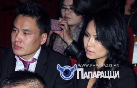 Үл нууцлах Нямбаяр, Ганболор нарын дурлал