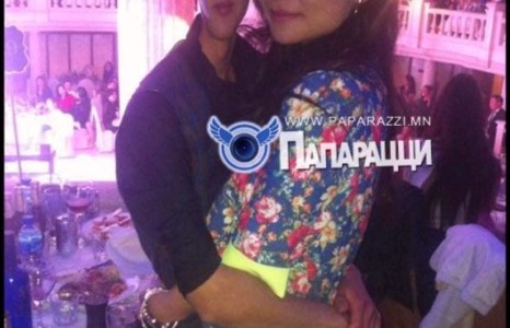 Дуучин Гүнчин-Иш, Намуунаа нарын үерхэл 3-хан сарын настай байжээ