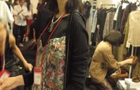 “Азийн дизайнеруудын олон улсын тэмцээн”-д Б.Явууцагаан амжилттай оролцож монголынхоо нэрийг гаргалаа