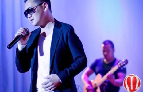 “Камертон-2” хамтлагийн гишүүн Замбалгарав арай л эрт хамраа сөхөхнүүдээ?