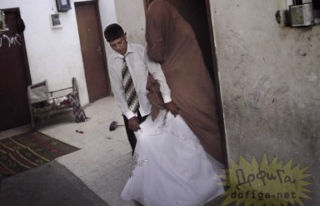 Лалын шашинт залуу хос