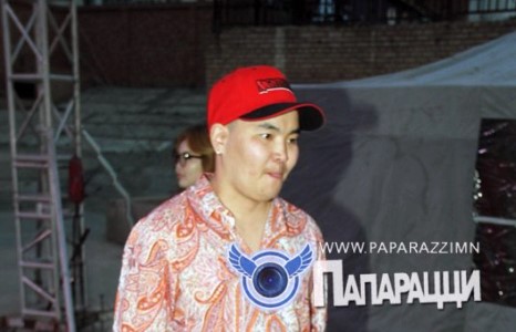 Дуучин Хишигдалайгийн хамтрагч TG