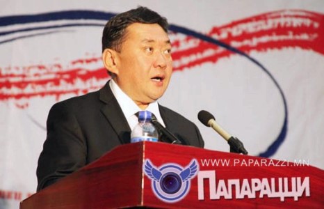 М.Энхболд дахиад намын дарга боллоо