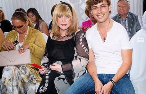 Алла Пугачёва ихэр хүүхэдтэй болжээ