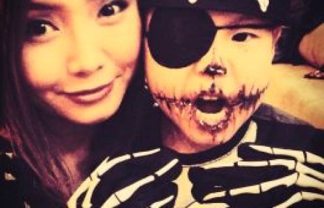 Хөтлөгч Ундрал “хүүгээ мангас” болгожээ