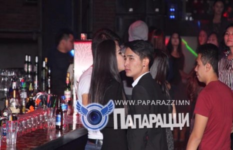 ГҮНЧЭЭ, НАМУУНАА ХОЁР ЭРГЭН НИЙЛЖЭЭ