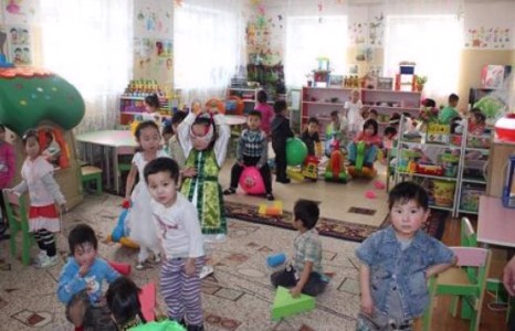 Цэцэрлэгийн хүүхдүүдээс бөөс гарчээ