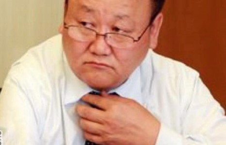 Дорноговь аймгийн засаг дарга П.Ганхуягын замбараагүй засаглал хэрээс хэтэрлээ