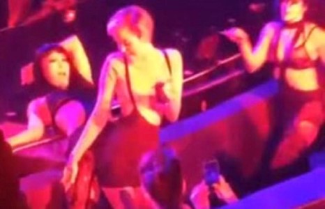 Дахиад MILEY CYRUS