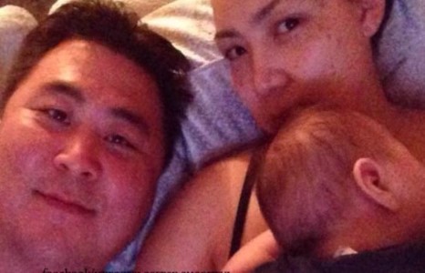 Камертон хамтлагын Ганаа эхнэр хүүхдээ ил гаргав