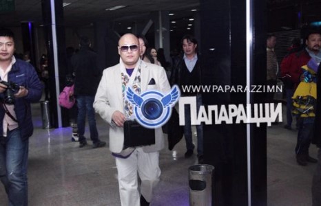 Дуучин Дэлгэрмөрөн: Хохьчин муу Малайзчууд