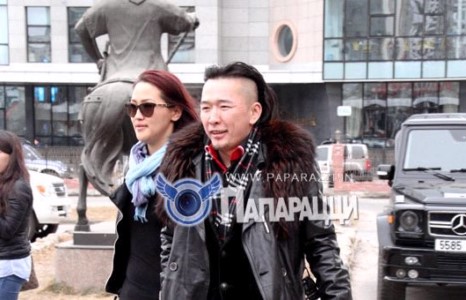 Чамаараа би зөндөө гоёдог...