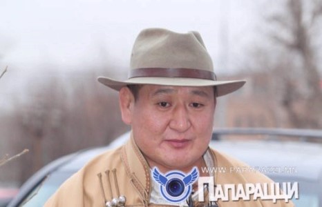 Дуурсгах алдартай хүн сайхан