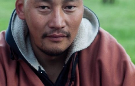 Жүжигчин Амраа Холливудын жүжигчин боллоо