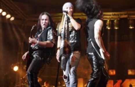 Далай лам “Хурд” хамтлагийг урьжээ