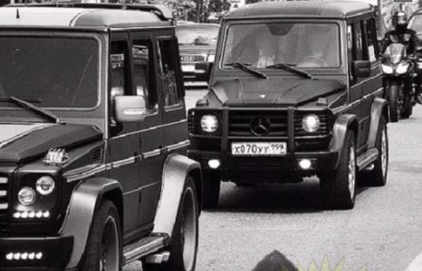 Олигархын хүүхдийн тансаг амьдрал