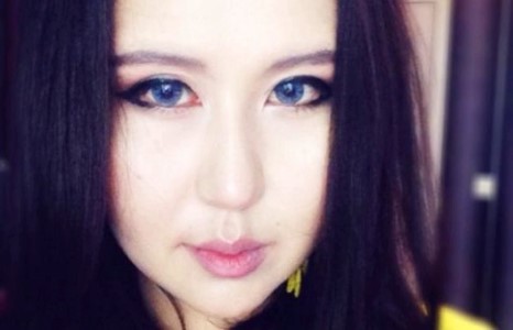 Загвар өмсөгч Д.Долгионы шинэ зурагнаас