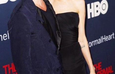 Анжелина Жоли будгаа хэтрүүлэв