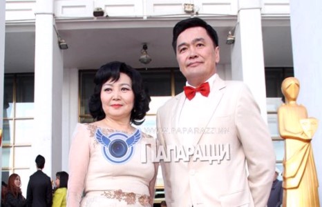 Б.Жаргалсайхан: Урнаад хайртай гэдгээ батлахын тулд давс идэж байлаа 