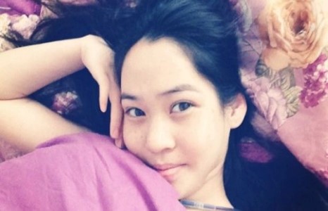 Төрөөд удаагүй жүжигчин О.Дөлгөөний шинэ зурагнаас