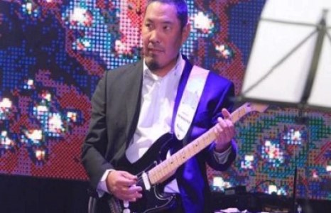 Гитарчин Өөжгий Монголчуудыг “хоёр хөлтэй мал” хэмээв