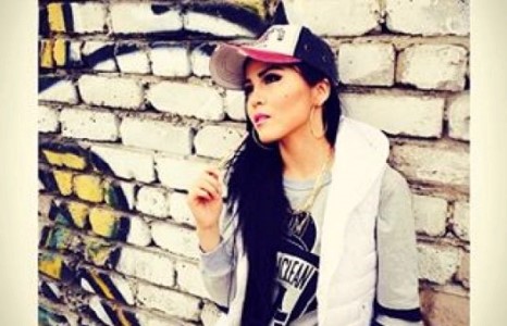 Рок Мөнхсайханы дуучин охин М.Сонорын шинэ зурагнаас