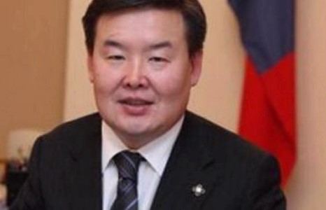 Занданшатарын бие сайнгүй байгаа гэв