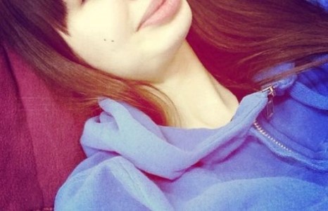 17 настай охиныг Волейбол тоглоход хэтэрхий үзэсгэлэнтэй гэж үзжээ