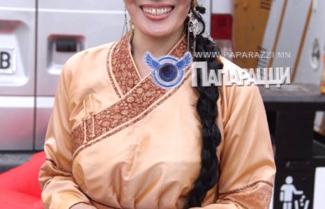 Амралтаараа ч ажилладаг хэвлэлийнхэн 