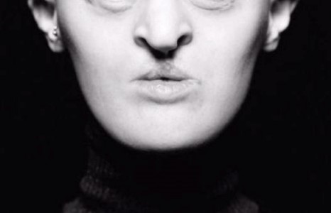 Эвгүй царайтай загвар өмсөгч үү, үгүй юу