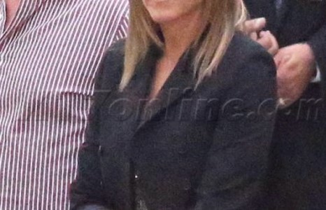 ЖЕННИФЕР АНИСТОН ”БАРАЙЛТАНД”