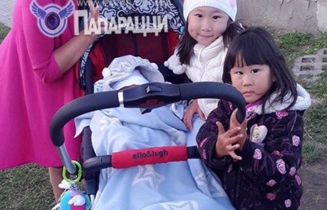 Дуучин Нара намбалаг ээж болжээ