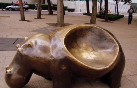 Дэлхийн зарим газрын этгээд сандалууд