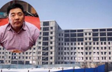 “Нийслэл Өргөө”-гийн барилгаас 3 хүн унаж амиа алджээ